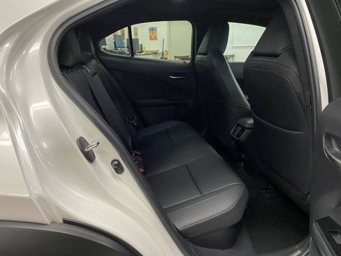 Used 2020 Lexus UX 250h w/ Premium Package image 15