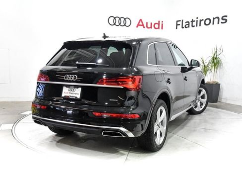 Certified 2025 Audi Q5 2.0T Premium Plus image 11