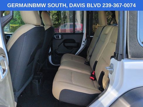 Used 2021 Jeep Wrangler Unlimited Sport AWD/4WD image 15