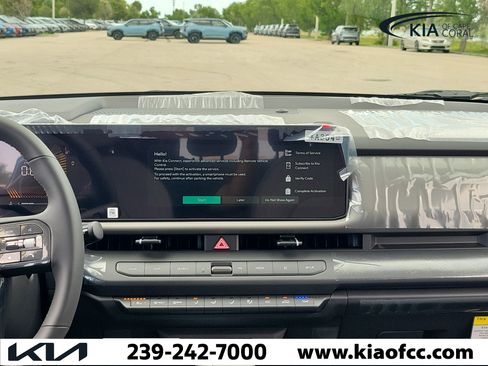 New 2027 Kia Seltos S FWD image 17