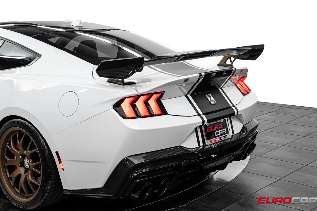 Used 2025 Ford Mustang Shelby GT500 w/ GT Performance Package RWD image 22
