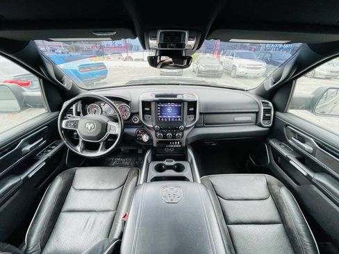 Used 2021 RAM 1500 Laramie w/ Sport Appearance Package AWD/4WD image 19