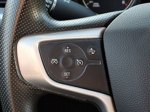 Used 2023 GMC Acadia SLE w/ Driver Convenience Package image 25