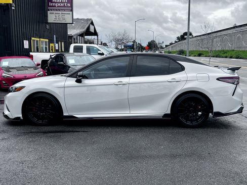 Used 2021 Toyota Camry TRD image 8