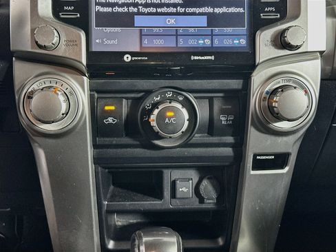 Used 2021 Toyota 4Runner SR5 AWD/4WD image 23