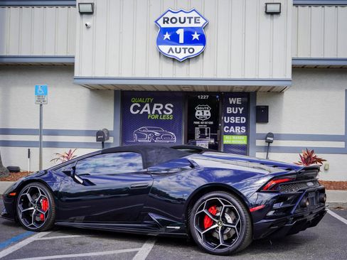 Used 2020 Lamborghini Huracan EVO RWD image 7