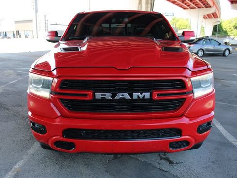 Used 2019 RAM 1500 Laramie AWD/4WD image 3