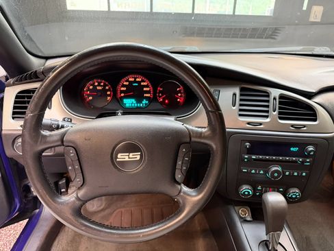 Used 2006 Chevrolet Monte Carlo SS w/ Convenience Package FWD image 12