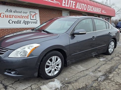 Used 2010 Nissan Altima 2.5 SL w/ SL Pkg image 1