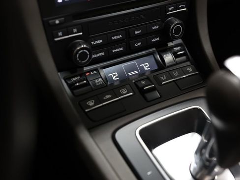 Used 2019 Porsche 911 Turbo image 41