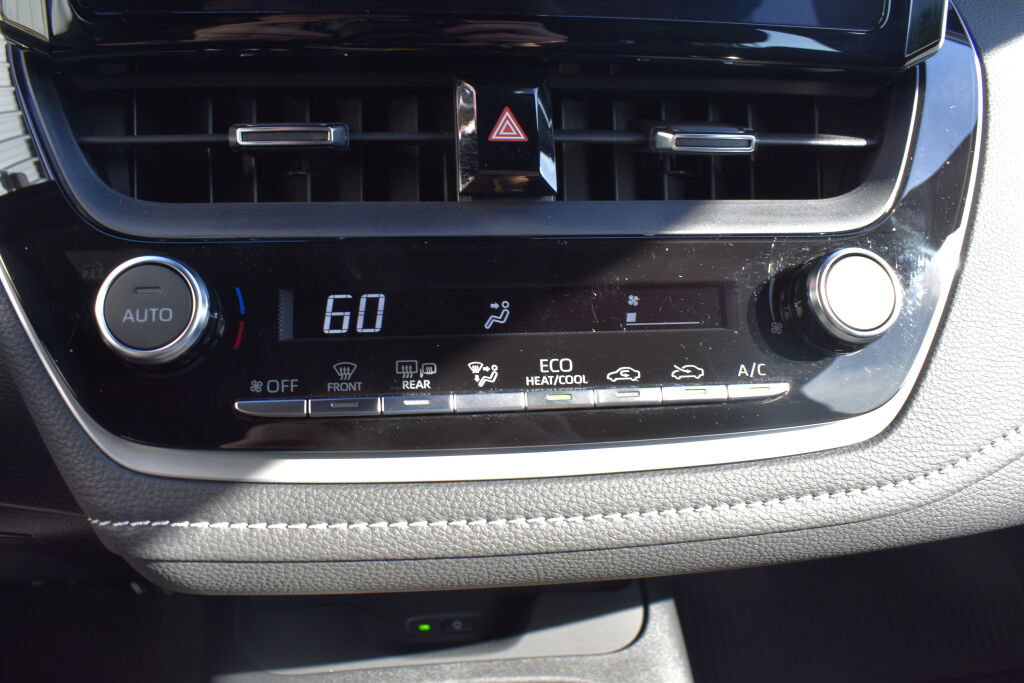Certified 2026 Toyota Corolla SE FWD image 12