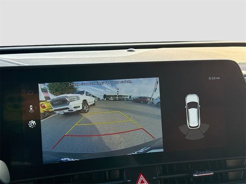 Used 2024 Kia Sportage SX image 17