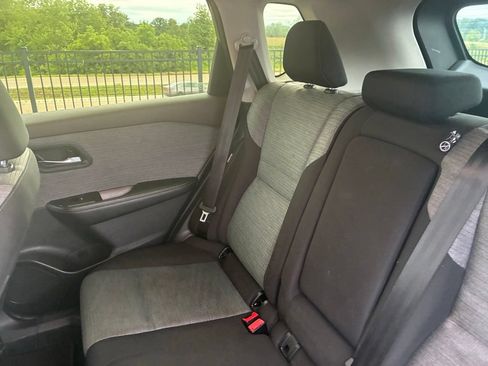 Used 2017 Ford Escape SE FWD image 21