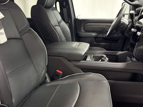 New 2026 RAM 2500 Limited AWD/4WD image 30