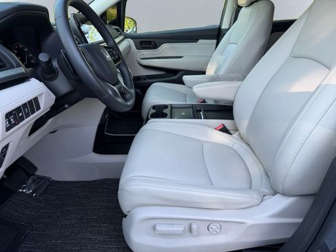 Used 2026 Honda Odyssey EX-L image 7