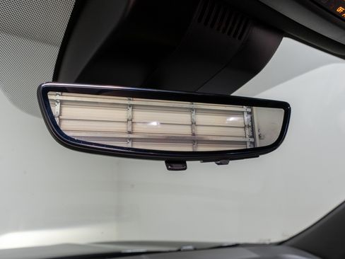 Used 2025 Chevrolet Tahoe High Country image 18