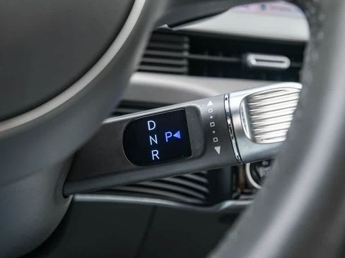 Used 2024 Hyundai Ioniq 5 SE RWD image 25