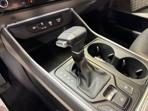 Certified 2026 Kia Carnival FWD image 21