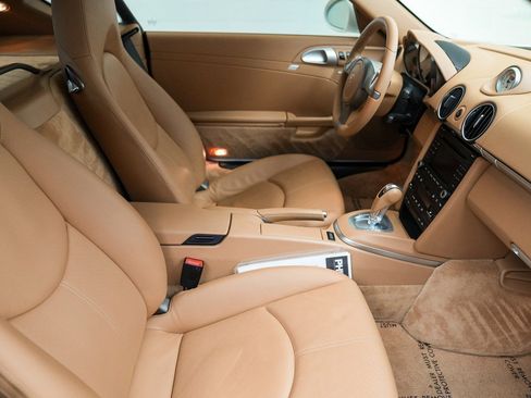 Used 2010 Porsche Cayman S image 21