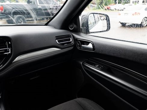 Used 2024 Dodge Durango SXT image 10