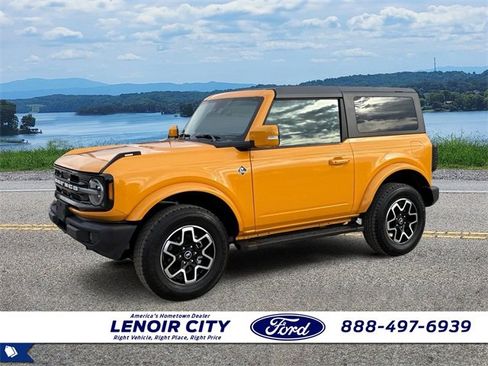 Certified 2022 Ford Bronco Outer Banks image 3