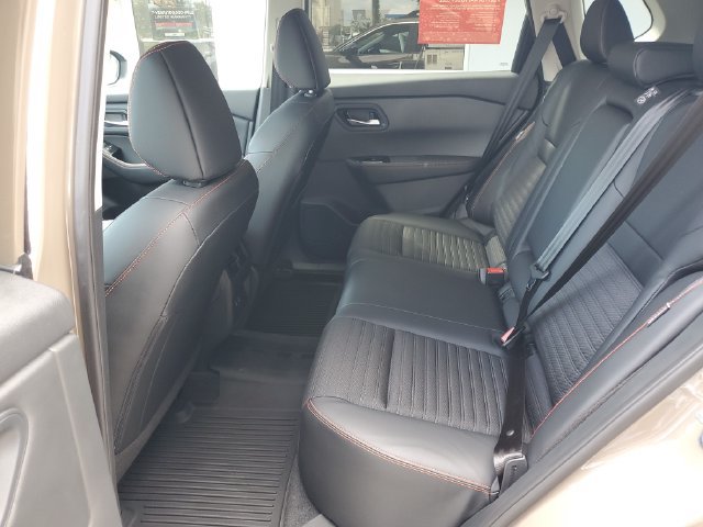 Certified 2026 Nissan Rogue SV AWD/4WD image 30