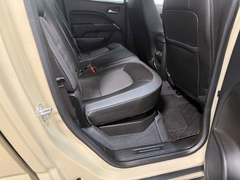 Used 2022 GMC Canyon AT4 image 68