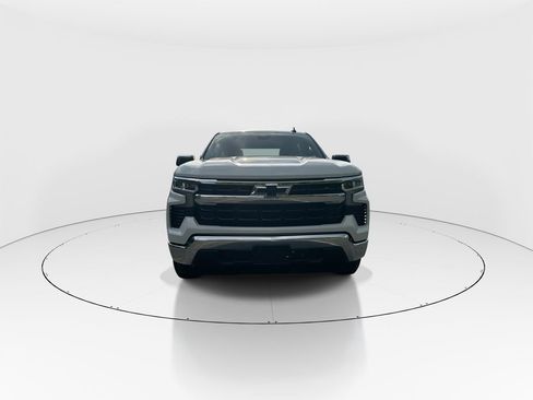 Used 2024 Chevrolet Silverado 1500 LT RWD image 3