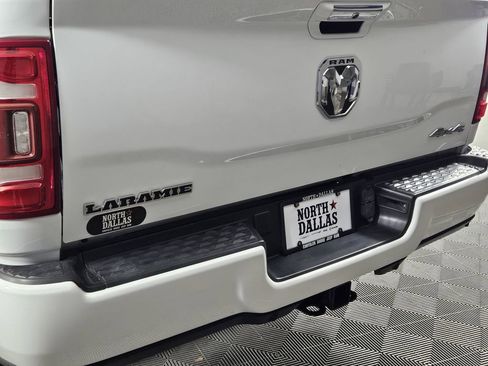 Used 2022 RAM 2500 Laramie w/ Body Color Bumper Group AWD/4WD image 6