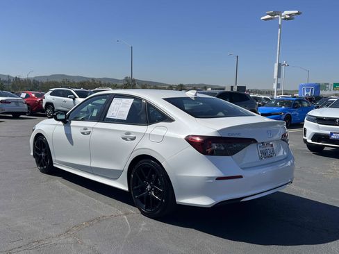 Certified 2025 Honda Civic Sport image 3