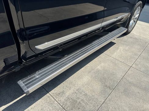 Certified 2022 Chevrolet Silverado 1500 High Country w/ High Country Premium Package AWD/4WD image 27