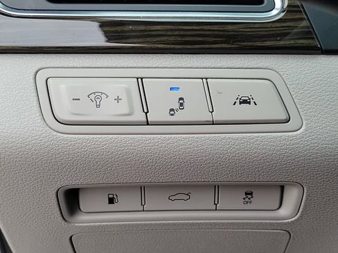 Used 2016 Hyundai Sonata Limited w/ Option Group 04 image 23