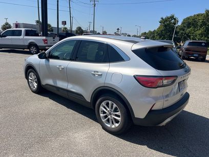 Used 2020 Ford Escape SE