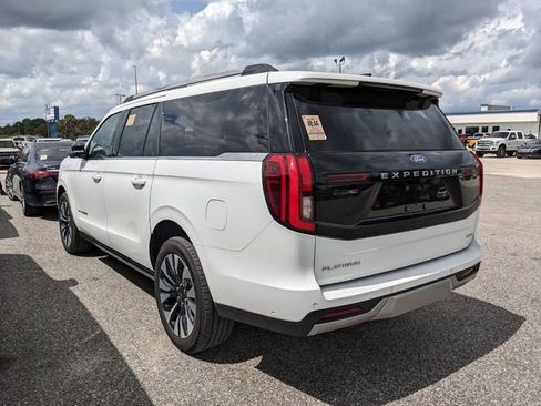 Used 2025 Ford Expedition Max Platinum w/ Driver's Package image 5