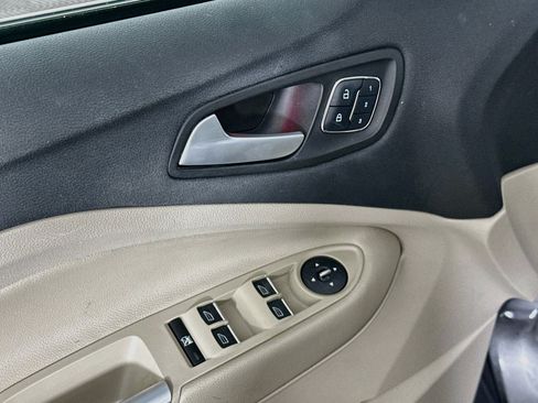 Used 2016 Ford Escape Titanium w/ Equipment Group 301A FWD image 15