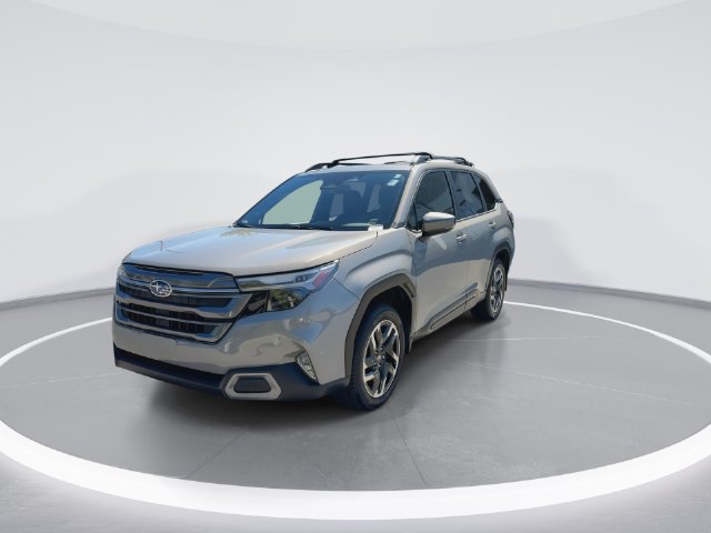 Used 2025 Subaru Forester Limited AWD/4WD image 3