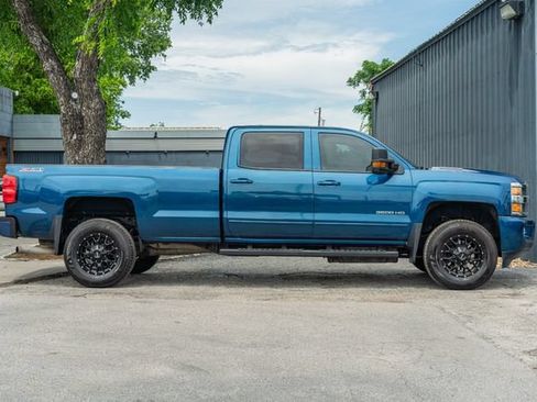 Used 2015 Chevrolet Silverado 3500 LT w/ LT Fleet Convenience Package AWD/4WD image 7