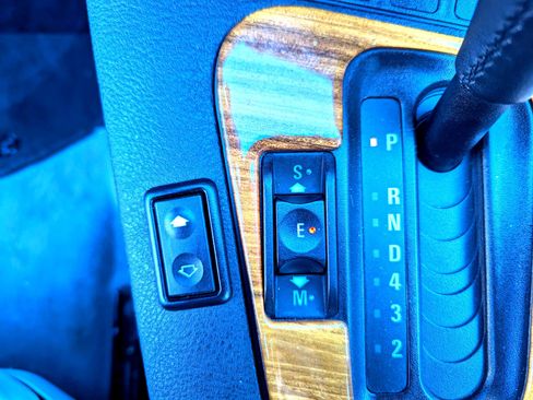 Used 1995 BMW M3 Coupe image 28