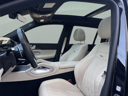 Certified 2023 Mercedes-Benz GLS 63 AMG 4MATIC image 19