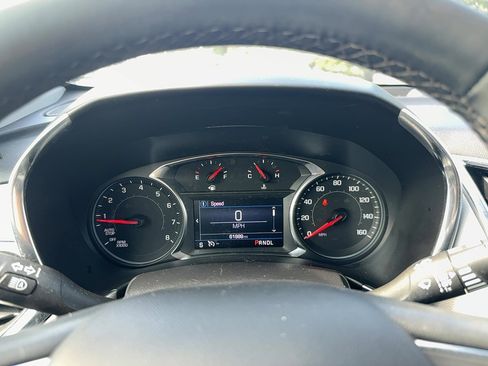 Used 2023 Chevrolet Equinox LT w/ Driver Convenience Package image 21