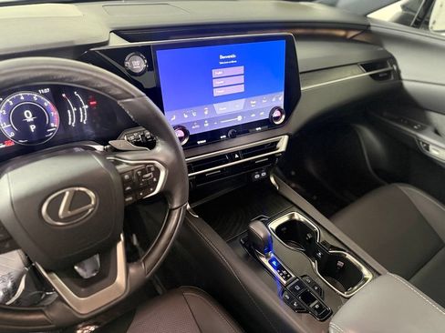 Used 2023 Lexus RX 350 Premium w/ Accessory Package AWD/4WD image 17