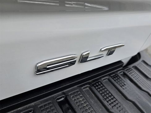 Certified 2024 GMC Sierra 2500 SLT w/ SLT Premium Package image 9