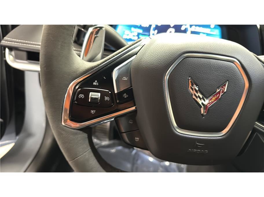 Used 2024 Chevrolet Corvette Stingray Preferred Conv RWD image 28
