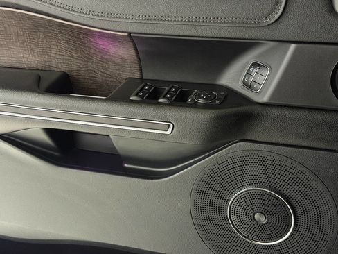 Used 2018 Ford Expedition Limited image 69