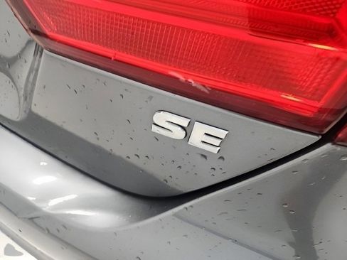 Used 2014 Volkswagen Jetta SE image 12