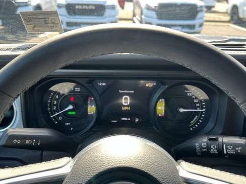 Used 2025 Jeep Wrangler Sahara 4xe w/ Safety Group image 23