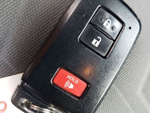 Used 2023 Toyota Tacoma TRD Sport image 25