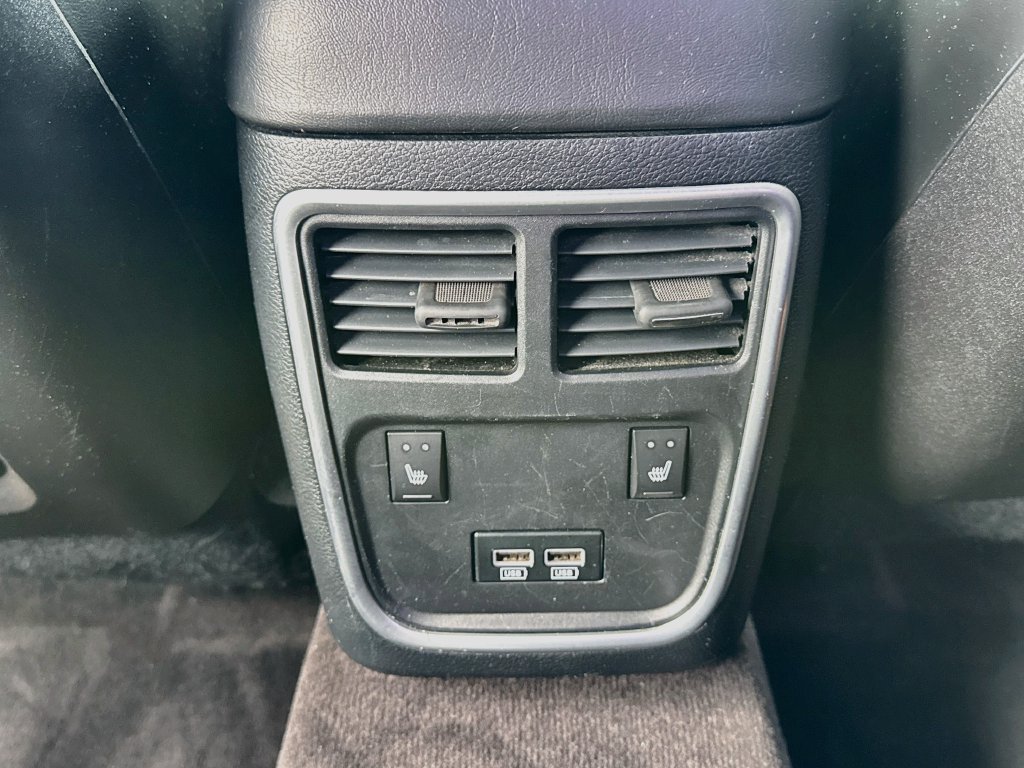 Used 2018 Dodge Charger R/T Scat Pack w/ Dynamics Package RWD image 30