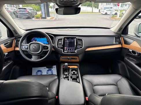 Used 2023 Volvo XC90 T8 Plus w/ Protection Package Premier AWD/4WD image 14