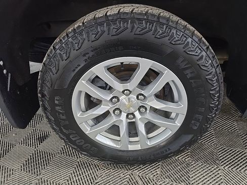 Used 2021 Chevrolet Silverado 1500 LT w/ Bed Protection Package image 13